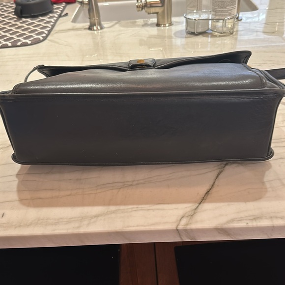 Coach Vintage Beekman Leather Briefcase - Picture 6 of 16